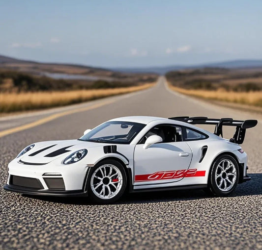 Porsche 911 GT3 RS (1:36 Scale) - Die-Cast Metal Model