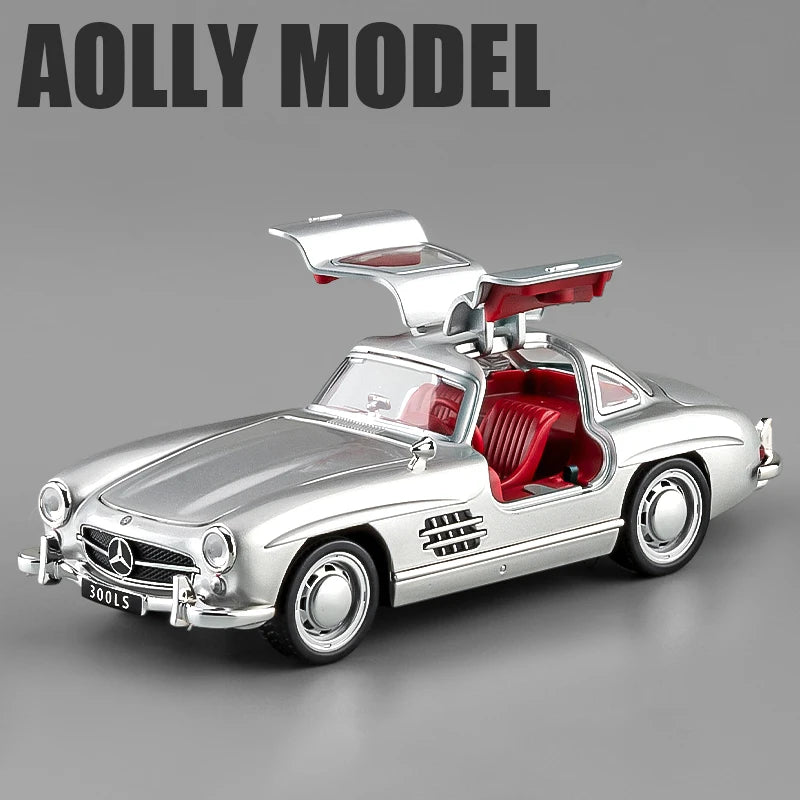 Mercedes-Benz 300SL Gullwing (1:32 Scale) - Die-Cast Model with Sound & Light
